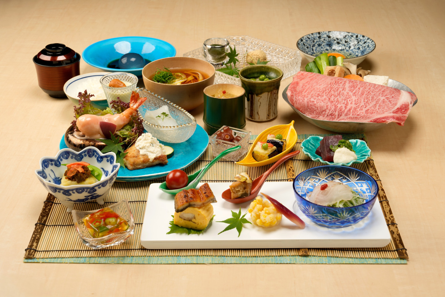 18菜のすき焼膳