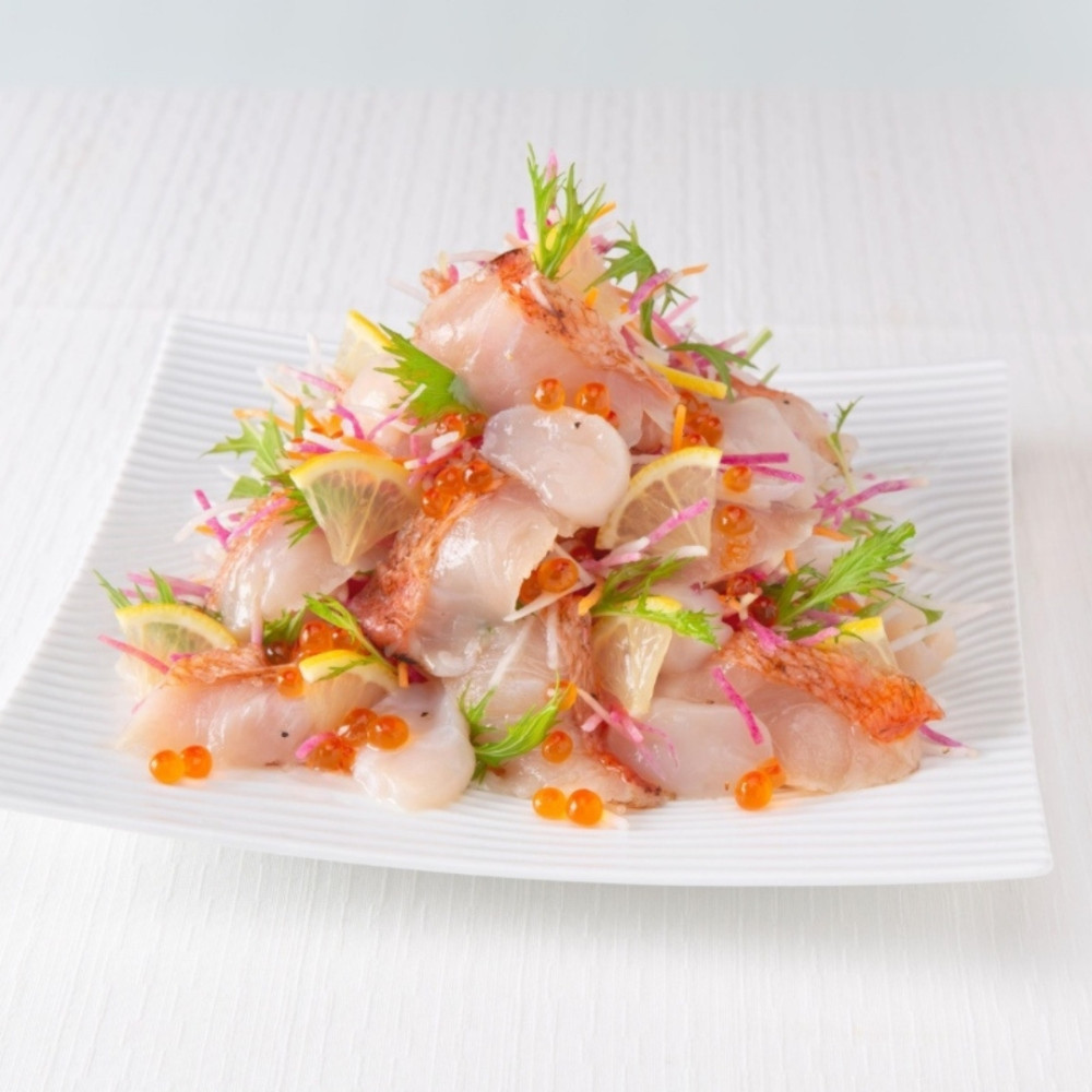 金目鯛・帆立・いくらのご馳走カルパッチョ風サラダ