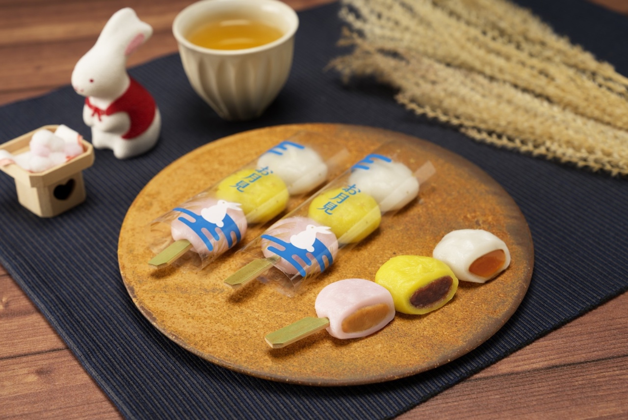 『月見あん入り団子』