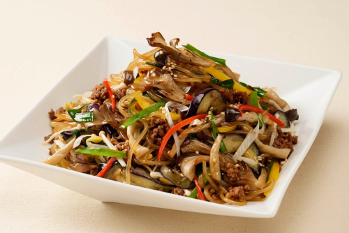 黒毛和牛そぼろときのこの甘辛チャプチェ