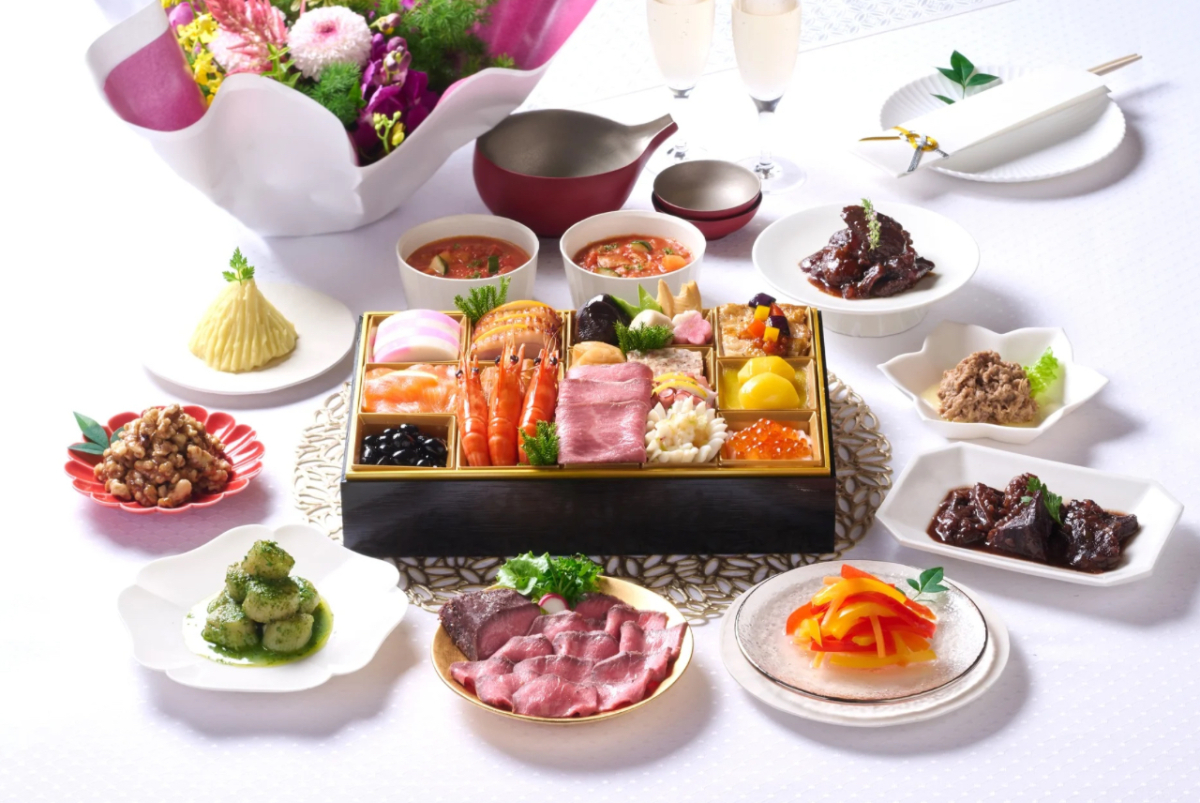 迎春おせちと贅沢惣菜セット